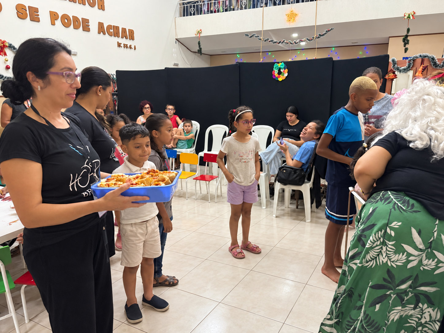 Foto: equipe de voluntárias da Rede Brilhe
